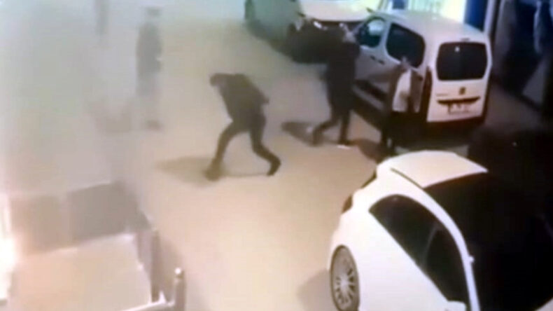 Oteldeki Kavgada İki Kişi Hayatını Kaybetti: Avukat Gözaltına Alındı