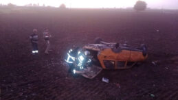 Otomobil Tarlaya U&ccedil;tu