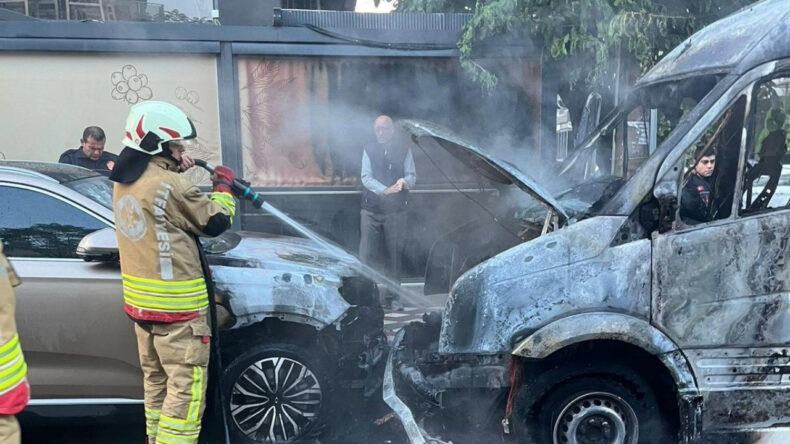 &Ouml;ğrenci Servisi Aniden Alev Alev Yandı
