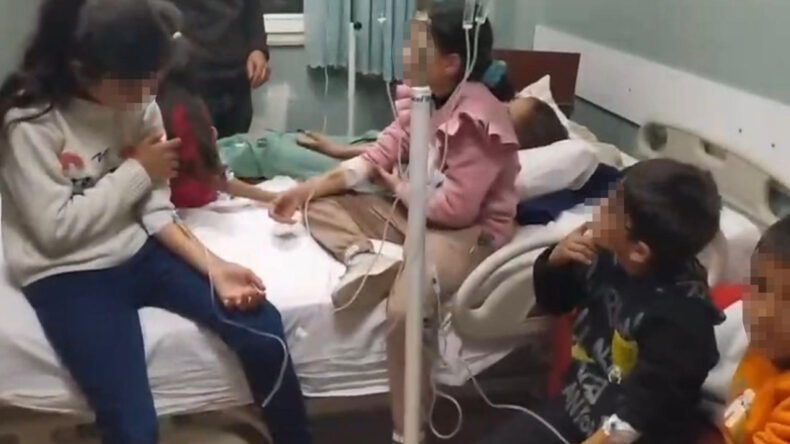 &Ouml;ğrenciler Okul Yemeğinden Zehirlendi