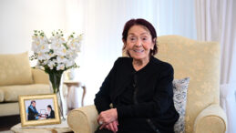 &Ouml;ğretmeni Erdoğan'ı Anlattı: 'Lider Olarak D&uuml;nyaya Geldi'