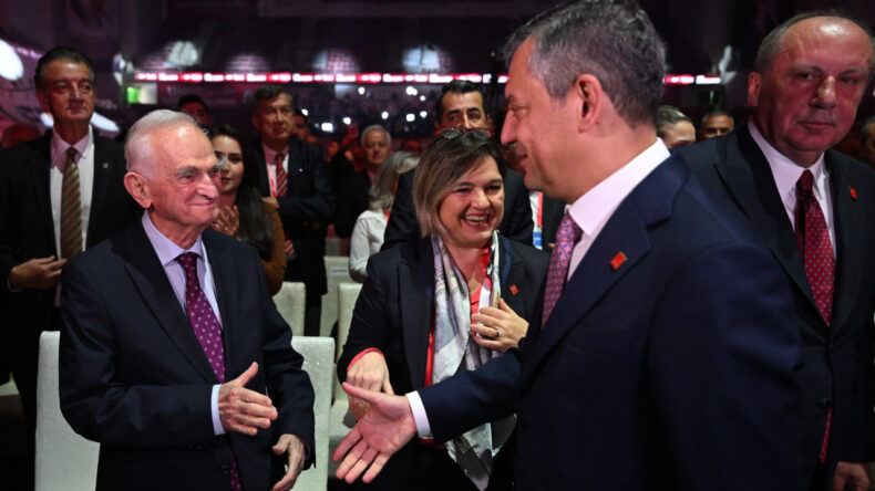 Önder Sav'dan Kurultay Yorumu: Hevesleri Kıracak