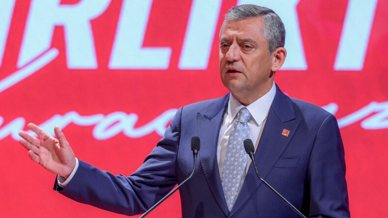 &Ouml;zg&uuml;r &Ouml;zel, AKP'li Belediyenin Yolsuzluğunu G&uuml;ndeme Getirdi