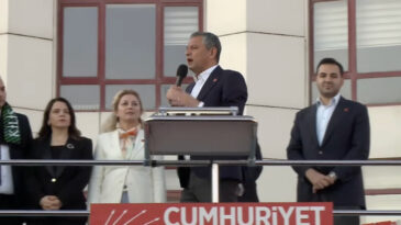 &Ouml;zg&uuml;r &Ouml;zel: Ben Gidince Tayyip Bey Kızıyor, Yarın Siz Gidip Sorun
