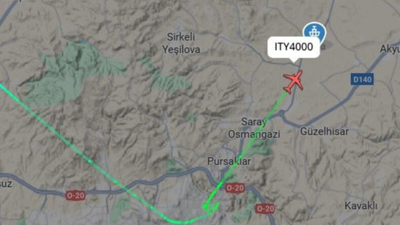 Papa'nın T&uuml;rkiye U&ccedil;uşu En &Ccedil;ok Takip Edilen U&ccedil;ak Oldu