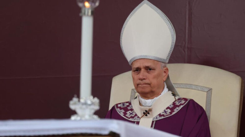 Papa’nın Türkiye Programı Kesinleşti: İstanbul’da Halka Açık Ayin Düzenleyecek