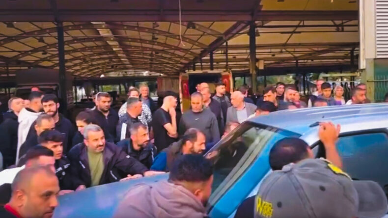 Pazarcılarla Belediye Arasındaki Gerilim Artıyor: Bu Vandalizm!