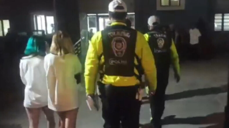 Polis, Akrobatik Motosiklet Kullanıcılarına Ceza Kesti