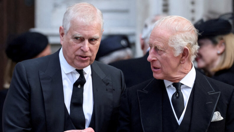 Prens Andrew &Uuml;zerindeki Baskı Artıyor