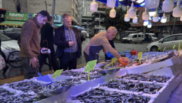 Rize'de Hamsinin Kilogram Fiyatı 50 Lira