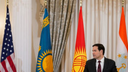 Rubio, Kritik Görüşme Öncesinde Mevkidaşlarıyla Bir Araya Geldi