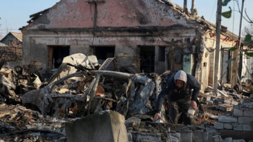 Rusya, Ukrayna'ya F&uuml;ze Saldırıları Ger&ccedil;ekleştirdi