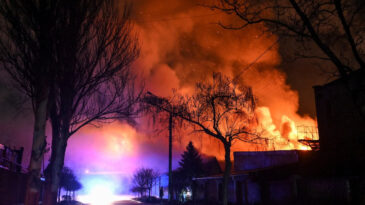 Rusya, Zaporijya'ya Saldırdı: B&ouml;lge Alev Alev Yandı