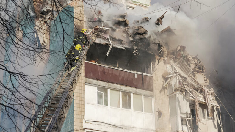 Rusya'dan Şiddetli Saldırı: 25 Ölü, 75 Yaralı