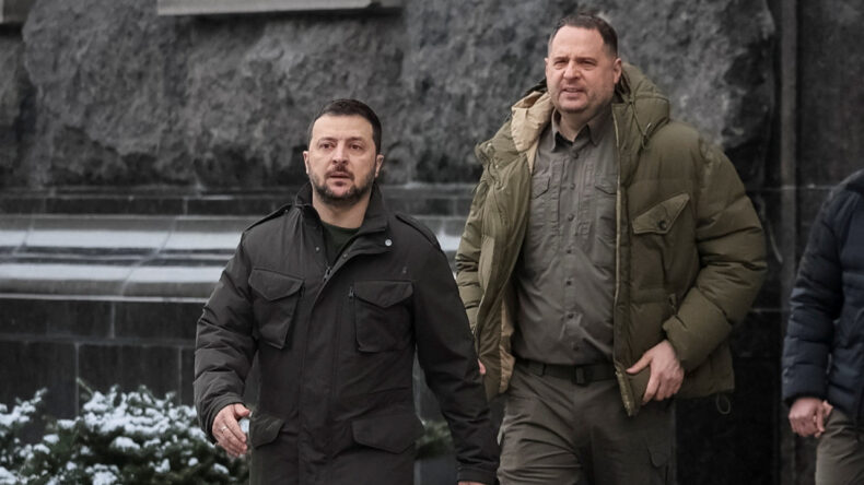 R&uuml;şvet Skandalı: Zelenskiy'nin Yakın Danışmanına Baskın