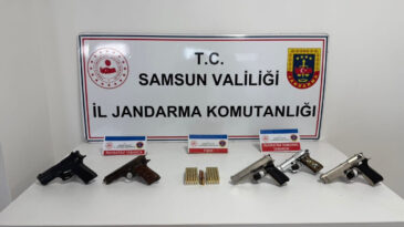 Samsun'da Silah Ka&ccedil;ak&ccedil;ılığına Ge&ccedil;it Yok: Sosyal Medya İle Yakalandılar