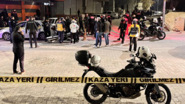 Şanlıurfa'da Akrabalar Arasında Silahlı &Ccedil;atışma: &Ouml;l&uuml; ve Yaralılar Bulunuyor