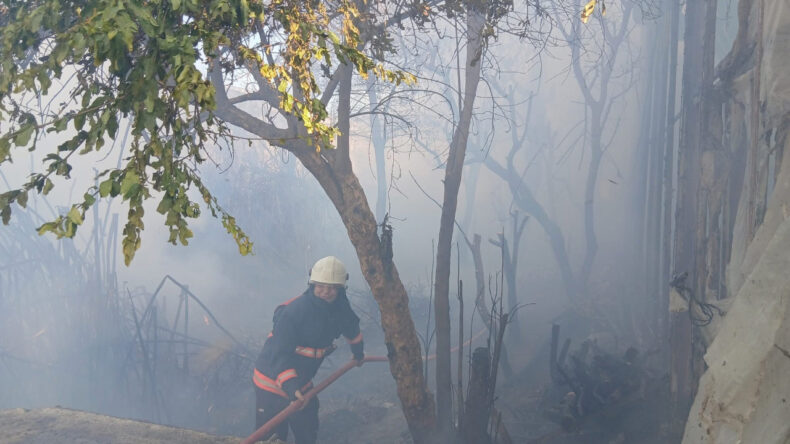 Seraları Alevler Sardı