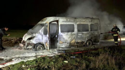 Servis Minib&uuml;s&uuml;n&uuml; Kundaklayan Kişinin Sahibi Olduğu Ortaya &Ccedil;ıktı