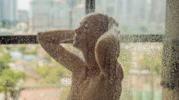 Sıcak Su Banyosu Sauna Alternatiflerini Geride Bıraktı: V&uuml;cuda Olan G&uuml;&ccedil;l&uuml; Etkileriyle Dikkat &Ccedil;ekiyor