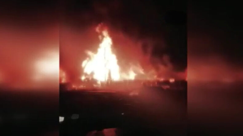 Şiraz'da LPG Dolum At&ouml;lyesinde Yangın: 9 Yaralı