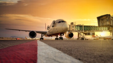 Sistem Arızası Kaosa Yol A&ccedil;tı: &Ccedil;ok Sayıda U&ccedil;uş Gecikti