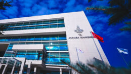 Soyadından sonra kütük: Kadınların gözü AYM'de