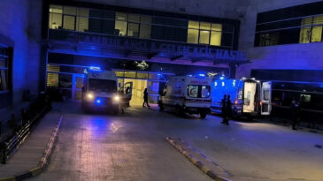 S&uuml;nnet T&ouml;reni Hastanede Sona Erdi: Biri Gidiyor, Biri Geliyor