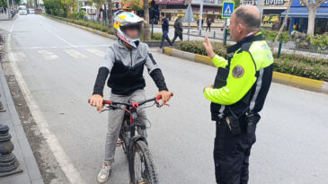 Trafik Polisinden Önemli Nasihat: 'Bu Defa Cezalandırmıyorum…'