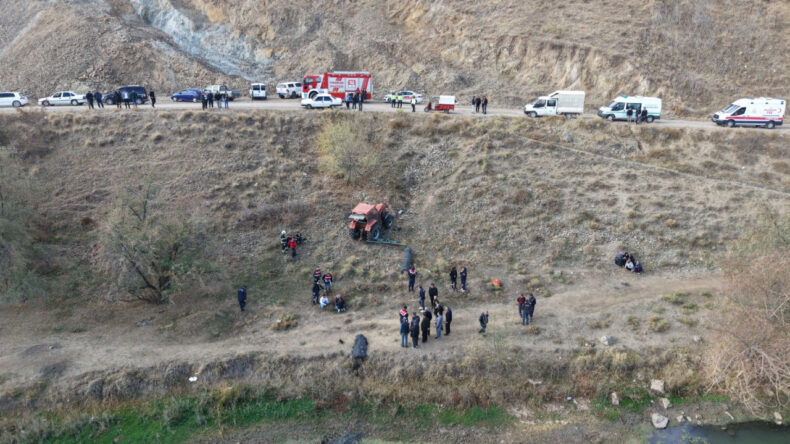Traktör Uçuruma Devrildi: 1 Kişi Hayatını Kaybetti