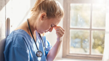 Trump Y&ouml;netiminden Tartışmalı Karar: Bazı Meslekler 'Profesyonel' Kapsamında Değil!