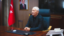 Tutuklu Belediye Başkanının Yerine Vekil Se&ccedil;ilmişti: AKP Onu da İhra&ccedil; Ediyor