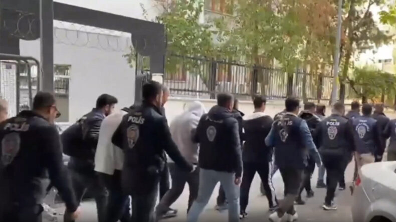 Üç Kentte Çete Operasyonu: 25 Kişi Tutuklandı