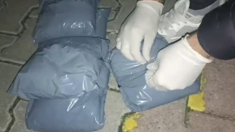 Uyuşturucuyla Yakalanan Emekli Polis Tutuklandı