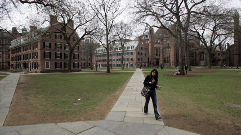 Yale'de Kimlik Dolandırıcılığı Skandalı: Geçmişini Sahteleyerek Üniversiteye Giriş Yaptı