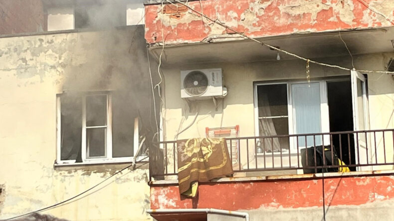 Yangında 18 Yaşındaki Genç Hayatını Kaybetti