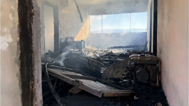 Yayla Evi Alev Alev Yandı