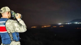 Yerlikaya Duyurdu: 29 Organizator G&ouml;zaltına Alındı, 687 G&ouml;&ccedil;men Tespit Edildi