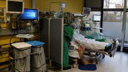 Yoğun Bakımda Cinayet: Hastanın Solunum Cihazını Kapatma İddiası