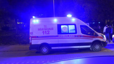 Yolun Karşısında Feci Kaza: Hayatını Kaybetti