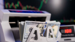 Yurt Dışı Yatırımda Tarihi Zirveye Ulaşıldı