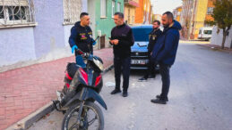 Y&uuml;r&uuml;yemediği İ&ccedil;in Motosikletle Simit Satıyordu: &Uuml;&ccedil; G&uuml;nde Bulundu