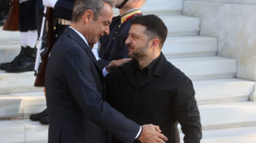 Zelenskiy Anlaşmayı Atina'da Duyurdu