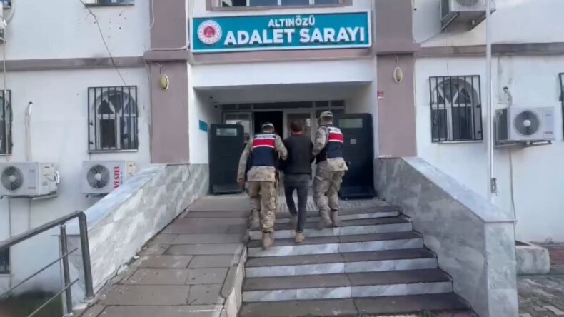 Zeytin Bah&ccedil;esinde 625 Bin Adet Uyuşturucu Ecza Hap Ele Ge&ccedil;irildi