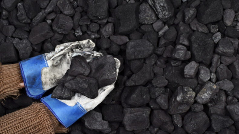 Zonguldak'ta 177 Kaçak Ocak Kapatıldı, 455 Ton Kömür Ele Geçirildi