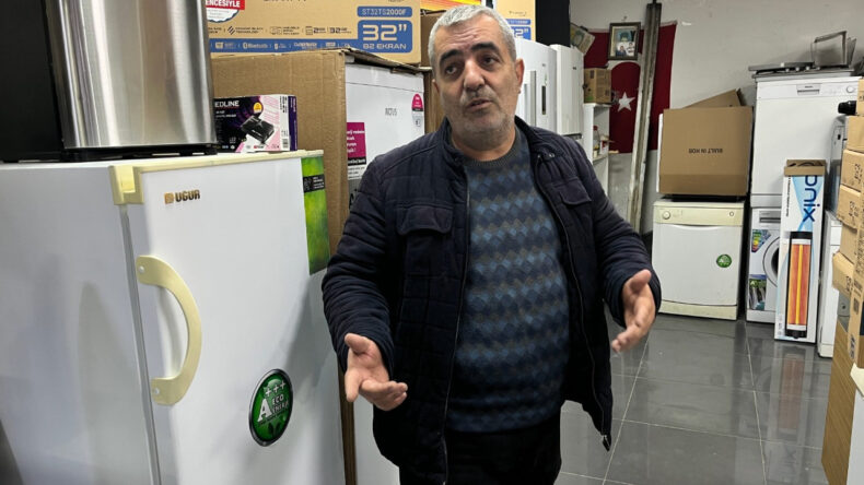 'Valilikte &ccedil;alışıyorum' dedi, parasını &ouml;demedi