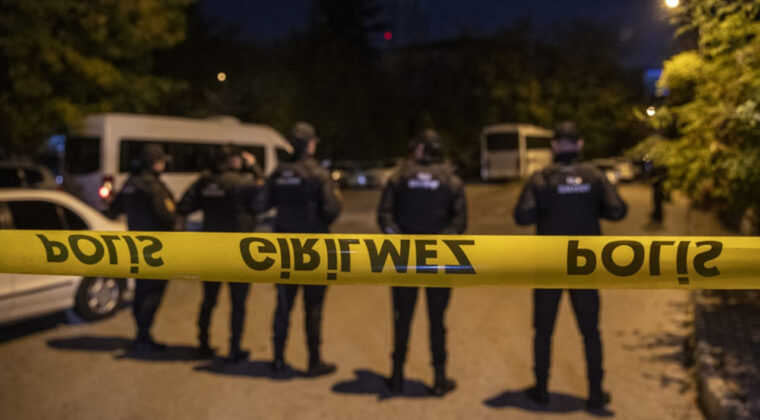 10 Yaşındaki &Ccedil;ocuğu Darbedip Toprağa G&ouml;md&uuml;