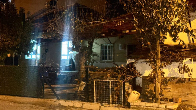 15 Yaşındaki &Ccedil;ocuk Silahla Oynarken Kız Arkadaşını Hayatını Kaybettirdi, Tutuklandı