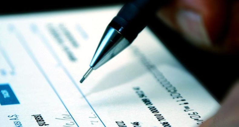 225 Milyar TL'lik &Ccedil;ekler Karşılıksız &Ccedil;ıktı