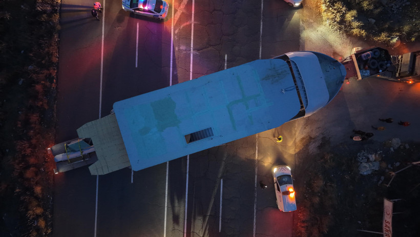 Yat taşıyan TIR alternatif yol